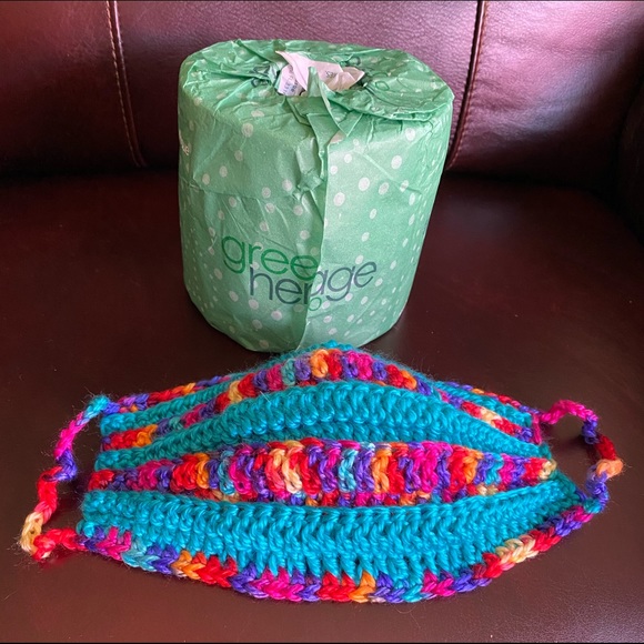 Hand-knitted Face Mask - Picture 4 of 11